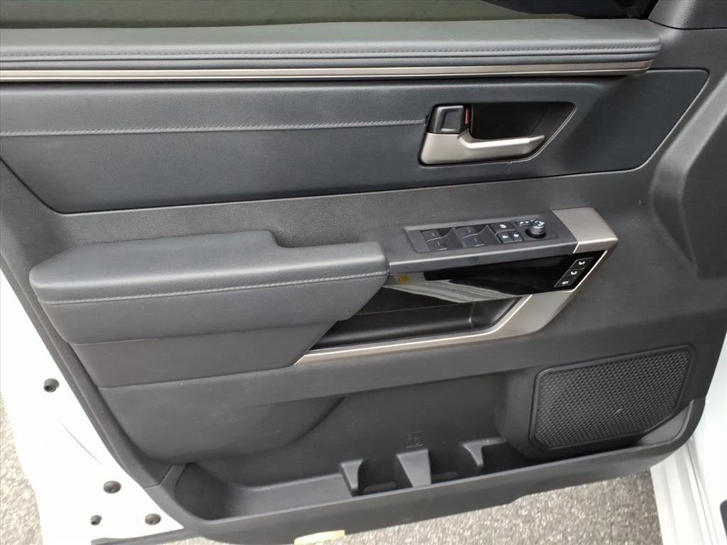 Used 2024 Toyota Tundra Limited image 23