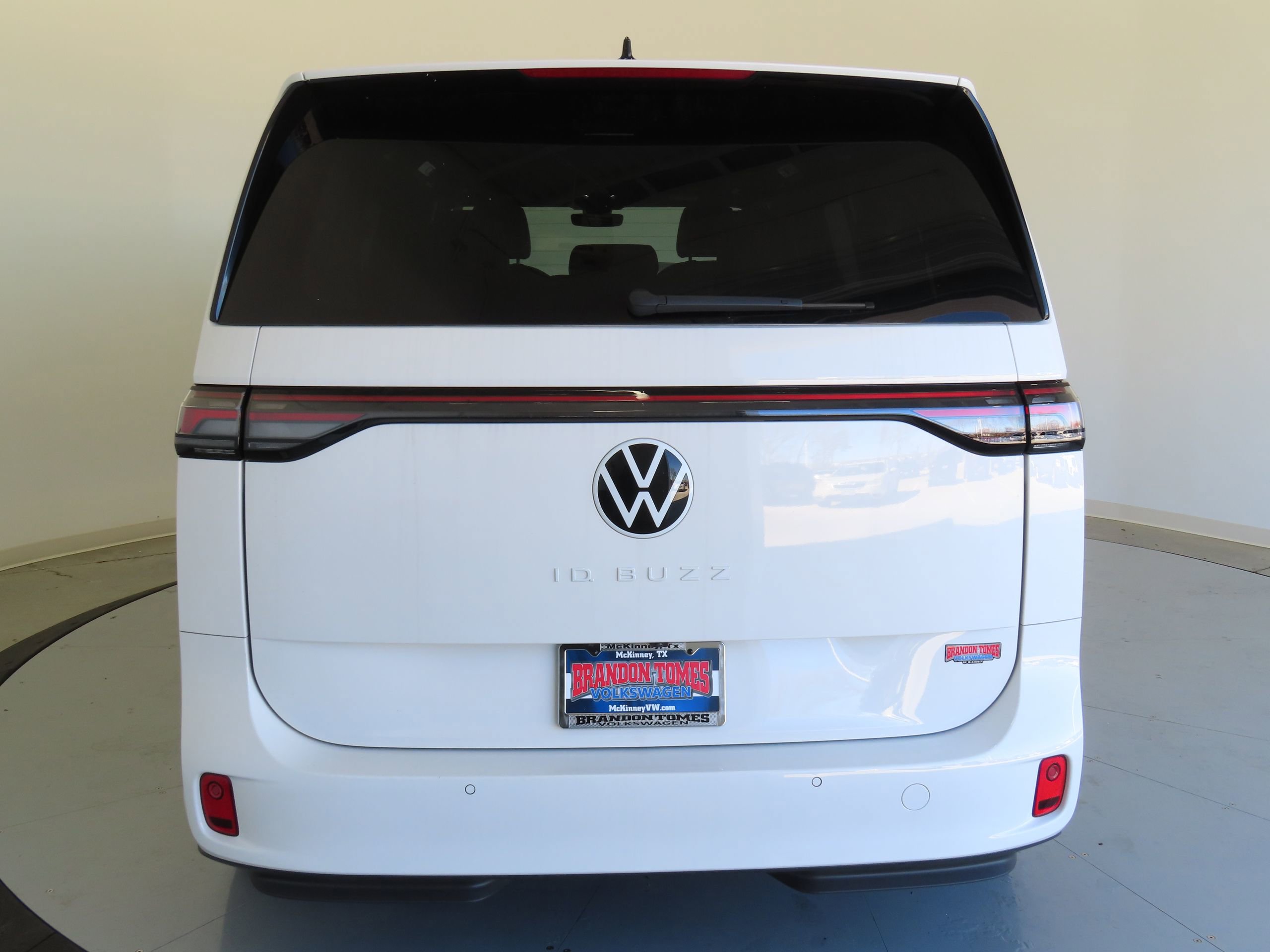 New 2025 Volkswagen ID. Buzz Pro S image 5