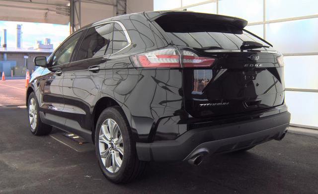 Used 2024 Ford Edge Titanium image 6
