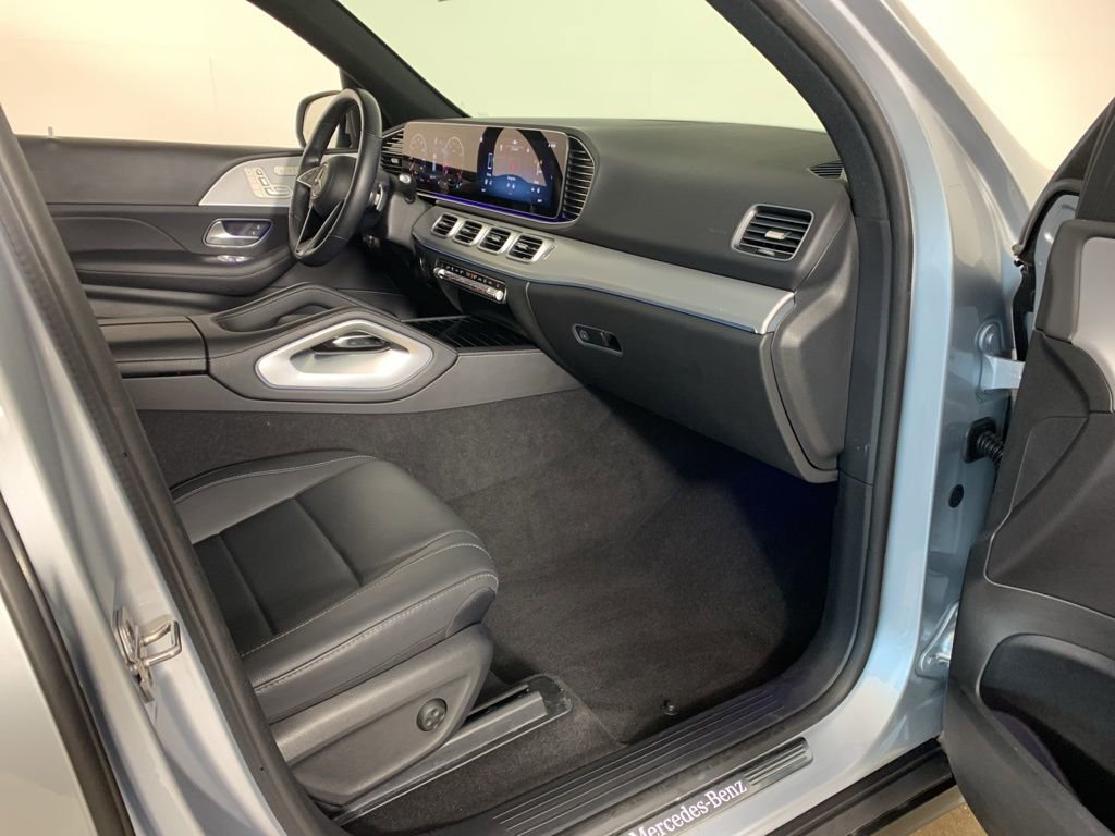 Used 2025 Mercedes-Benz GLE 350 4MATIC image 39