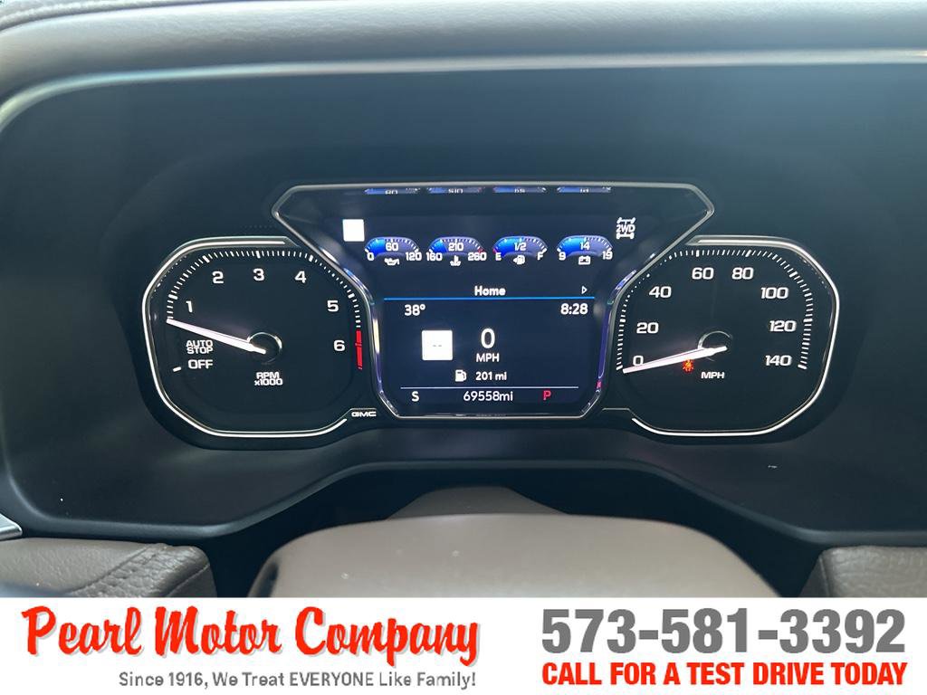 Certified 2021 GMC Yukon Denali w/ Denali Premium Package AWD/4WD image 13