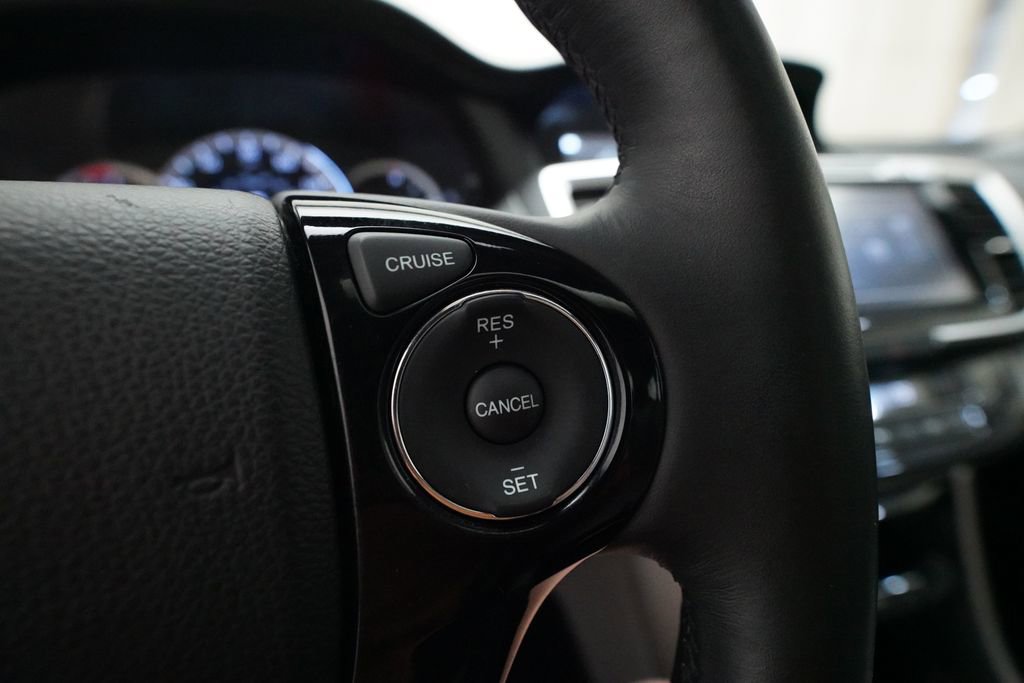 Used 2016 Honda Accord EX-L image 18