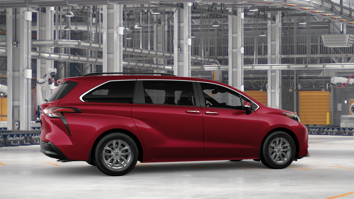 New 2026 Toyota Sienna XLE FWD image 13