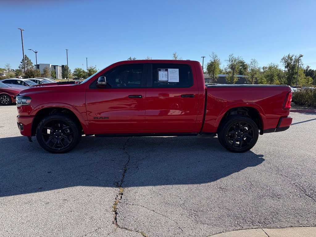 Used 2025 RAM 1500 Laramie w/ Night Edition AWD/4WD image 4