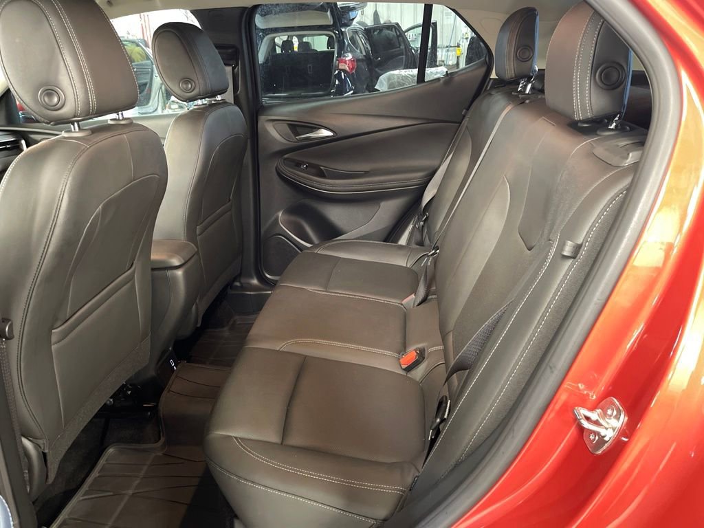 Certified 2024 Buick Encore GX Sport Touring image 25