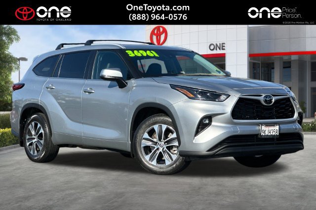 Used 2023 Toyota Highlander XLE