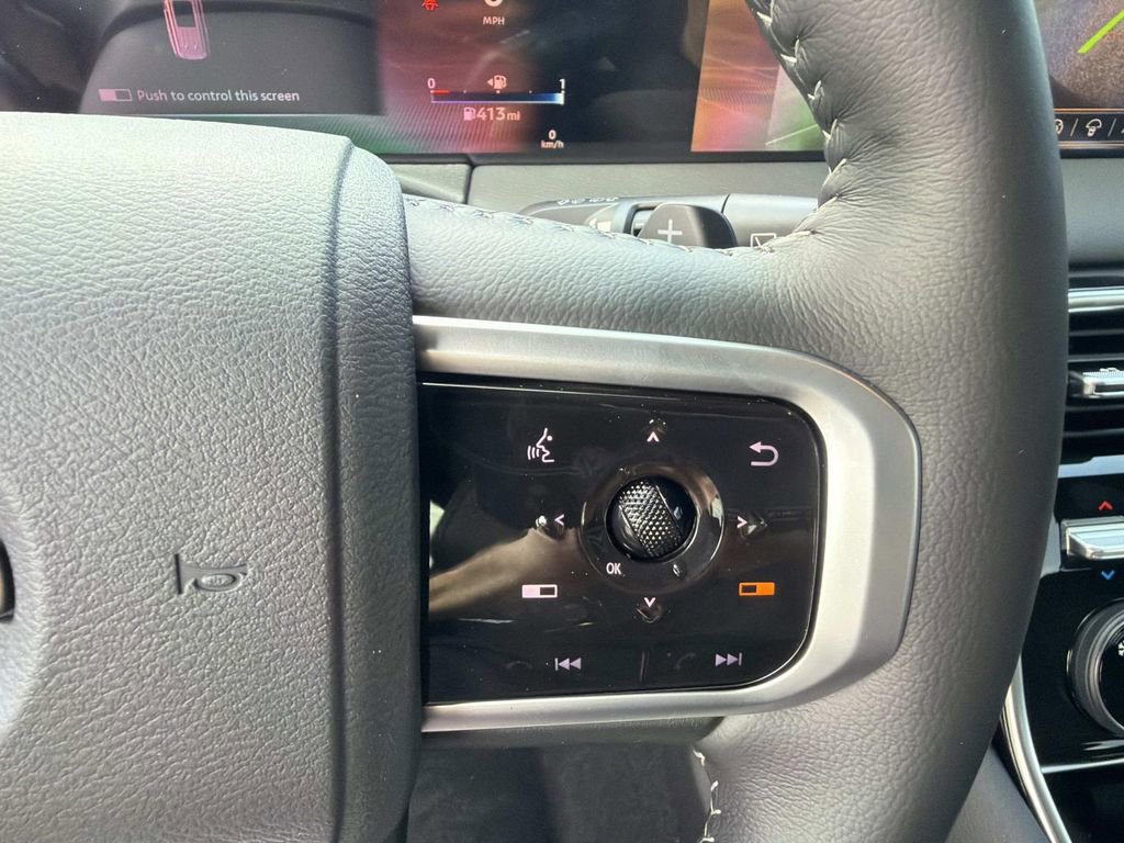 New 2026 Nissan Armada Platinum image 30