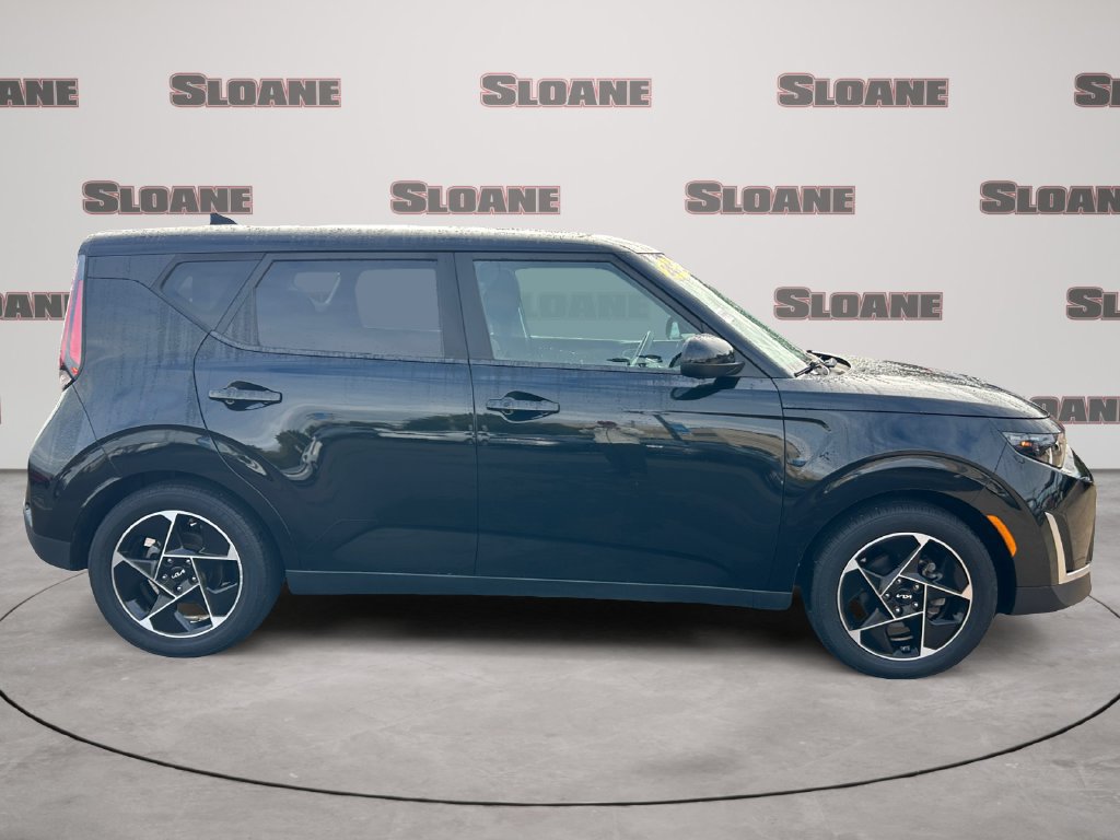 Used 2023 Kia Soul EX FWD image 6