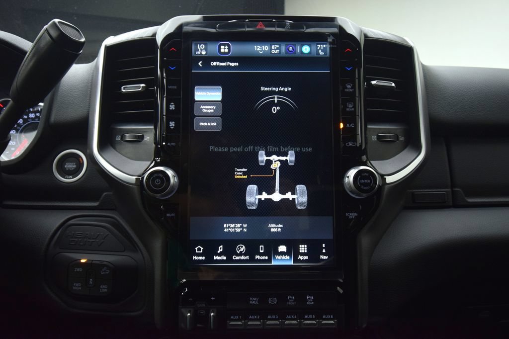 New 2026 RAM 2500 Big Horn AWD/4WD image 20