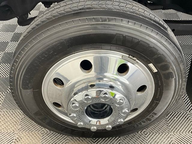Used 2017 Ford F450 Lariat w/ Lariat Ultimate Package AWD/4WD image 29