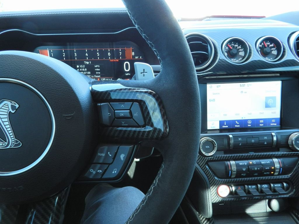 Used 2022 Ford Mustang Shelby GT500 w/ Carbon Fiber Track Pack image 28