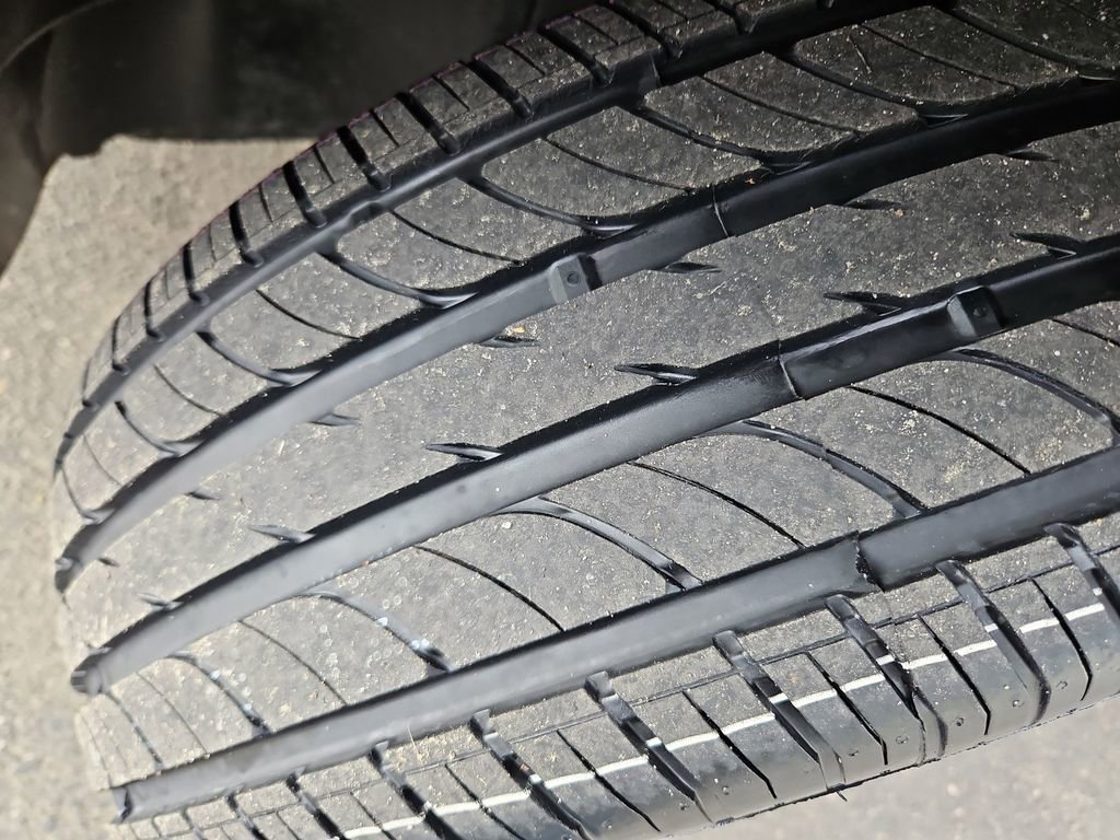 Used 2024 Jeep Compass Latitude image 31