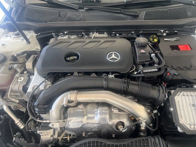 Used 2024 Mercedes-Benz CLA 250 4MATIC image 26