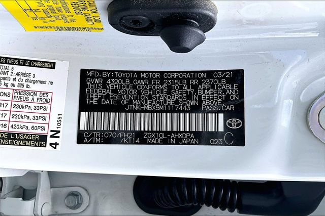 Used 2021 Toyota C-HR LE FWD image 16