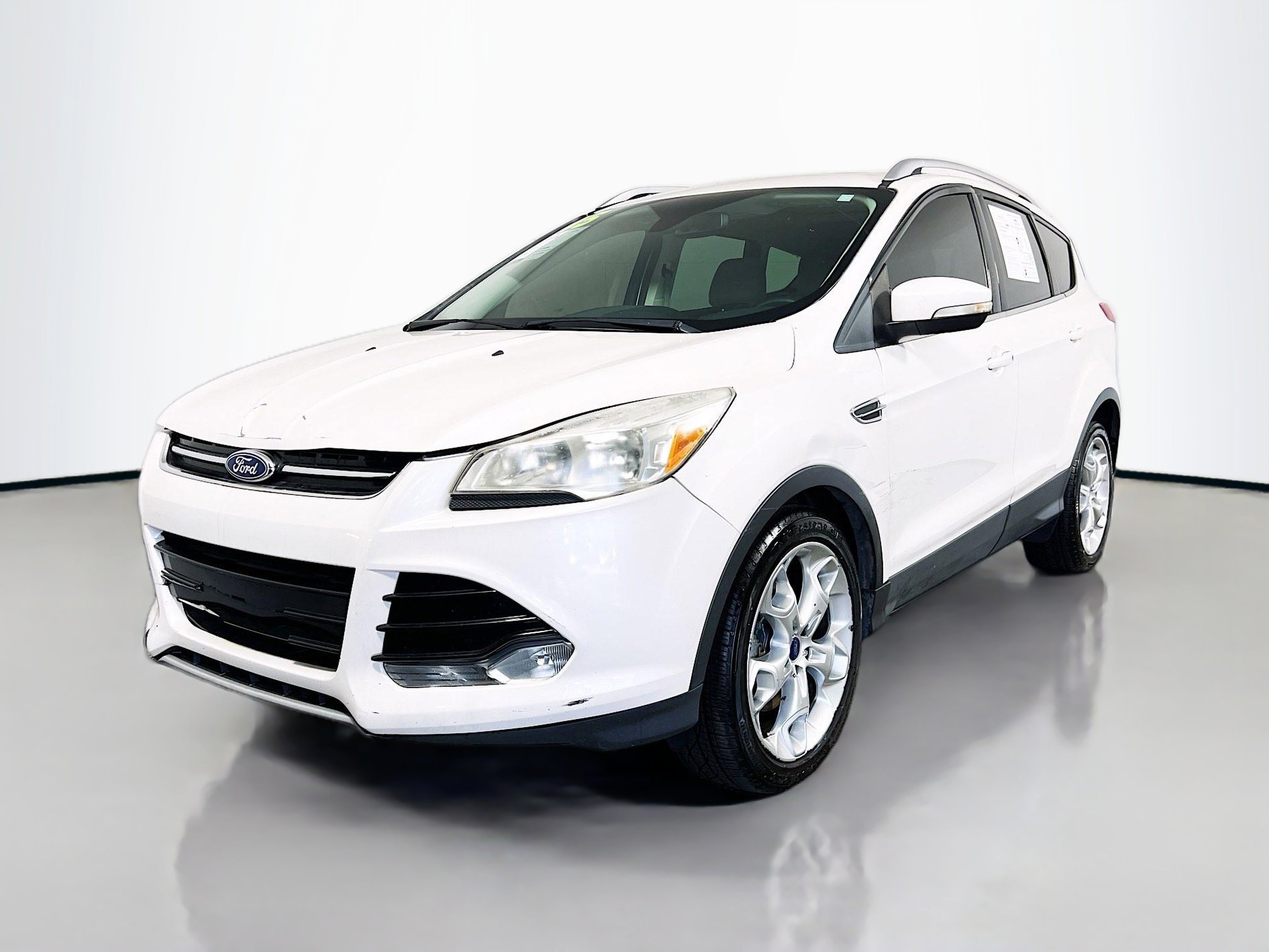 Used 2015 Ford Escape Titanium image 10