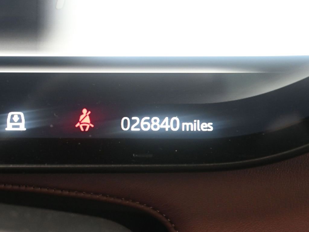 Used 2024 Land Rover Range Rover SE image 13