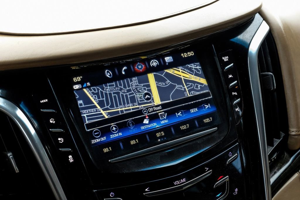 Used 2019 Cadillac Escalade Platinum image 19