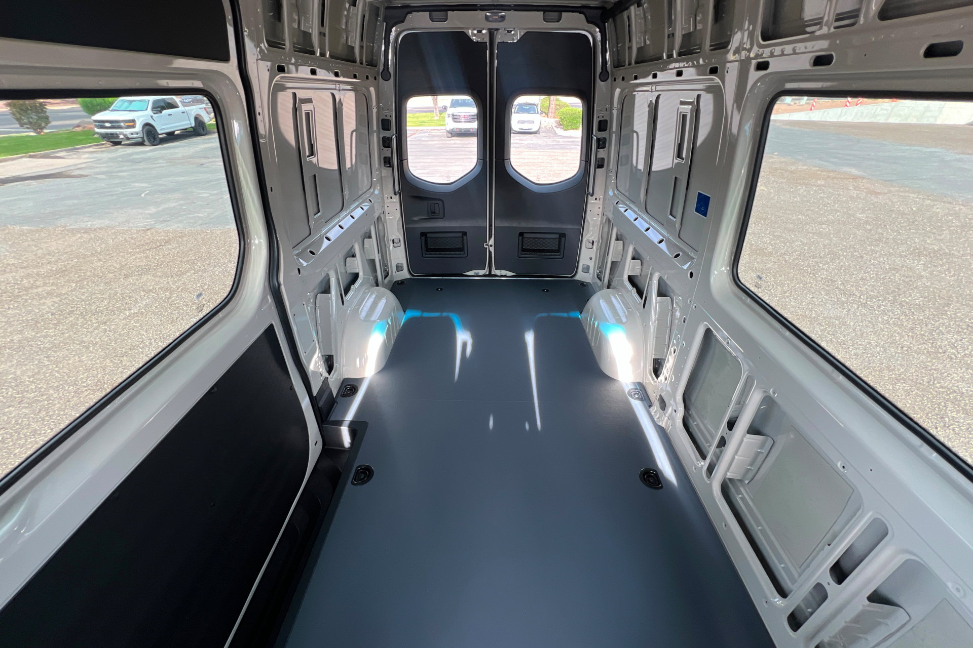 New 2026 Mercedes-Benz Sprinter 2500 image 23