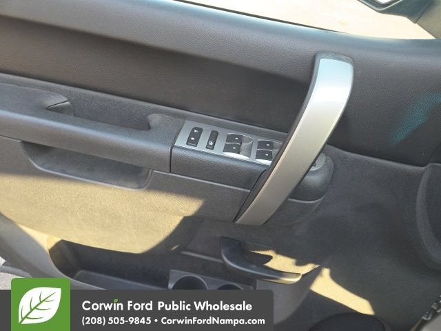 Used 2011 Chevrolet Silverado 1500 LT w/ All-Star Edition AWD/4WD image 27