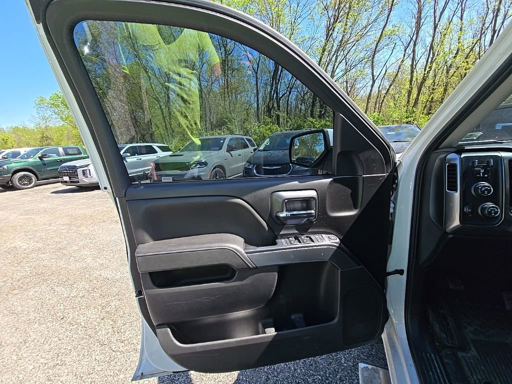 Used 2017 Chevrolet Silverado 1500 LT w/ All Star Edition image 19