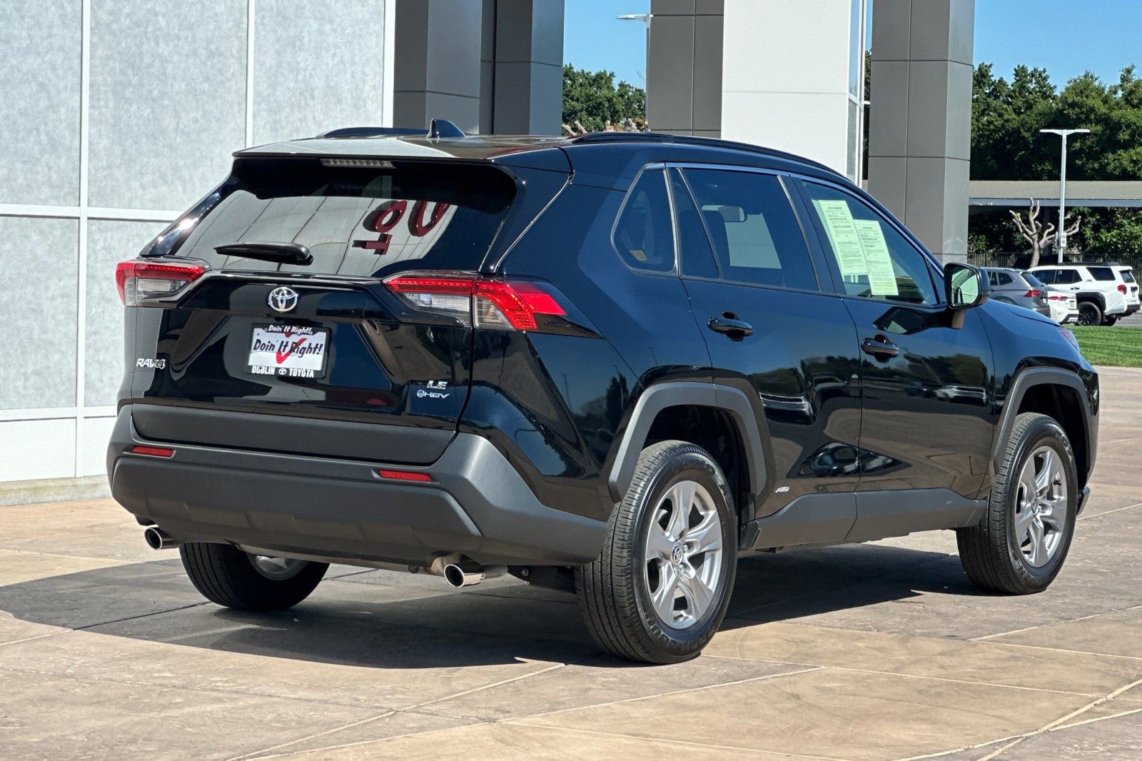 Certified 2025 Toyota RAV4 LE image 4