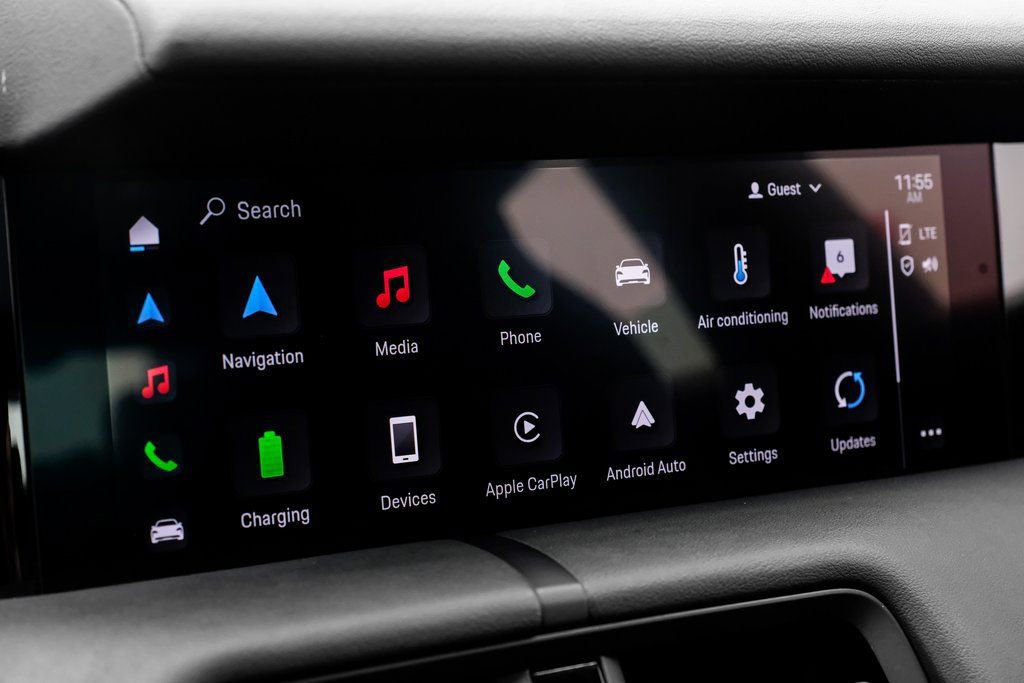 Used 2023 Porsche Taycan w/ Premium Package image 39