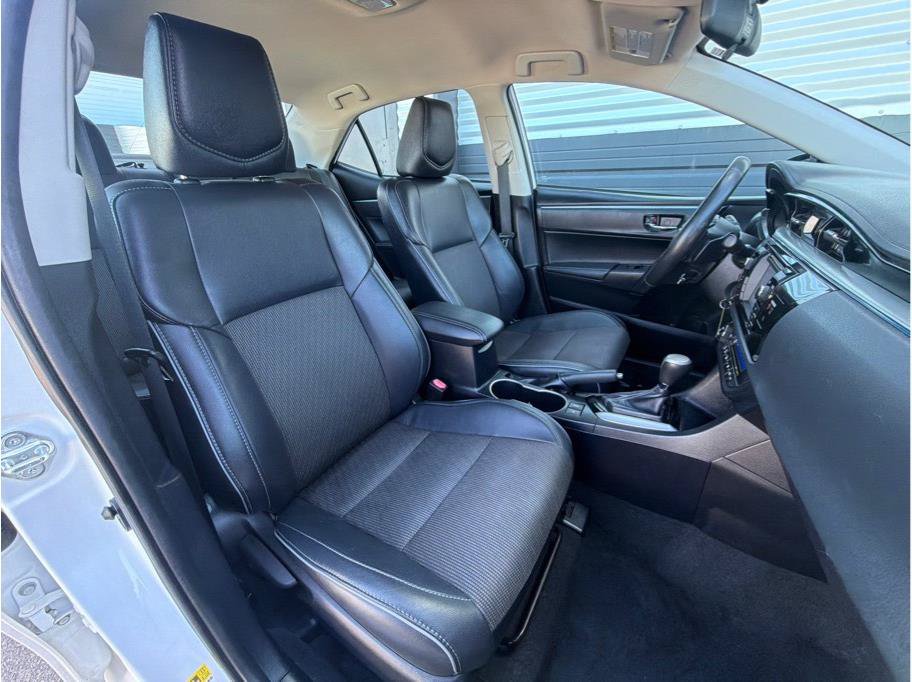 Used 2014 Toyota Corolla S FWD image 20