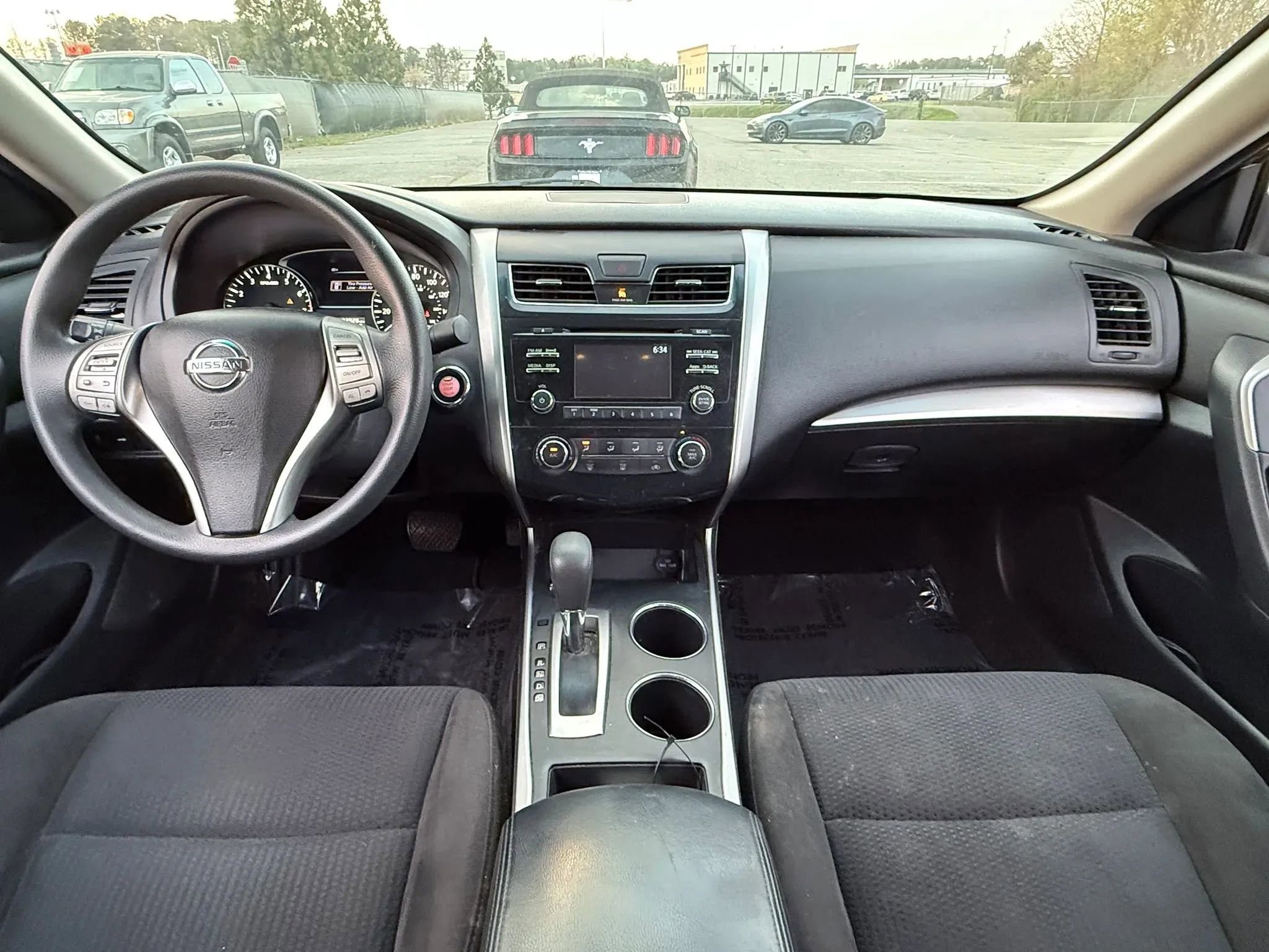 Used 2015 Nissan Altima 2.5 S w/ Special Edition Package FWD image 3