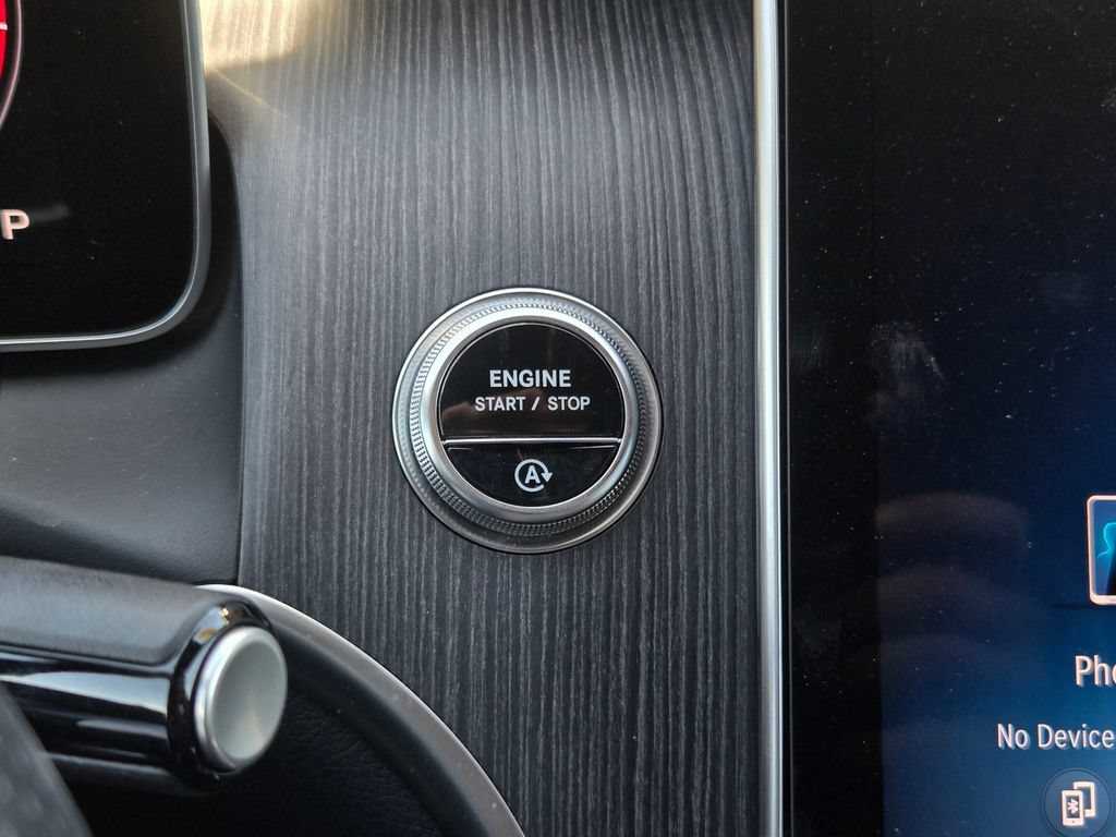Used 2024 Mercedes-Benz GLC 300 w/ AMG Line image 19