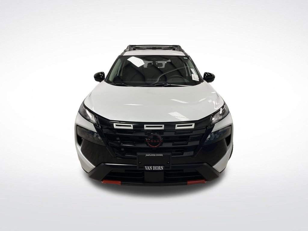 Used 2025 Nissan Rogue SV w/ Rock Creek Premium Package image 10