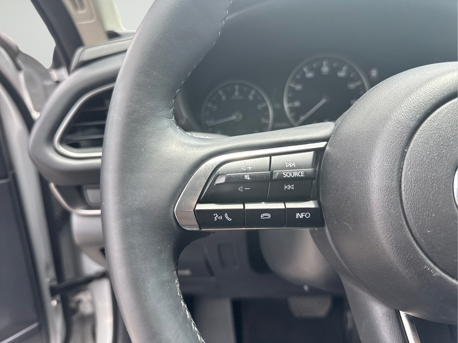 Used 2024 MAZDA CX-30 AWD 2.5 S w/ Select Sport Pkg image 19