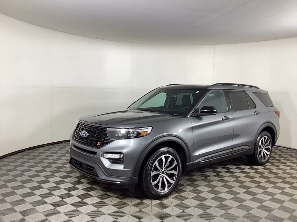 Used 2024 Ford Explorer ST image 5