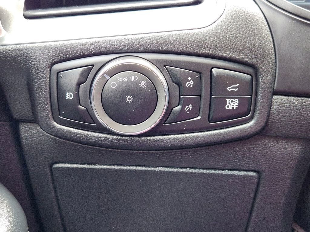 Used 2024 Ford Edge Titanium image 26