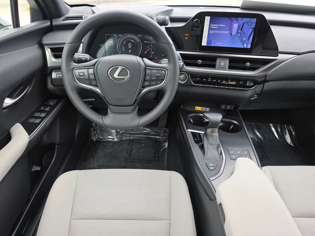 Used 2024 Lexus UX 250h FWD w/ Premium Package image 21