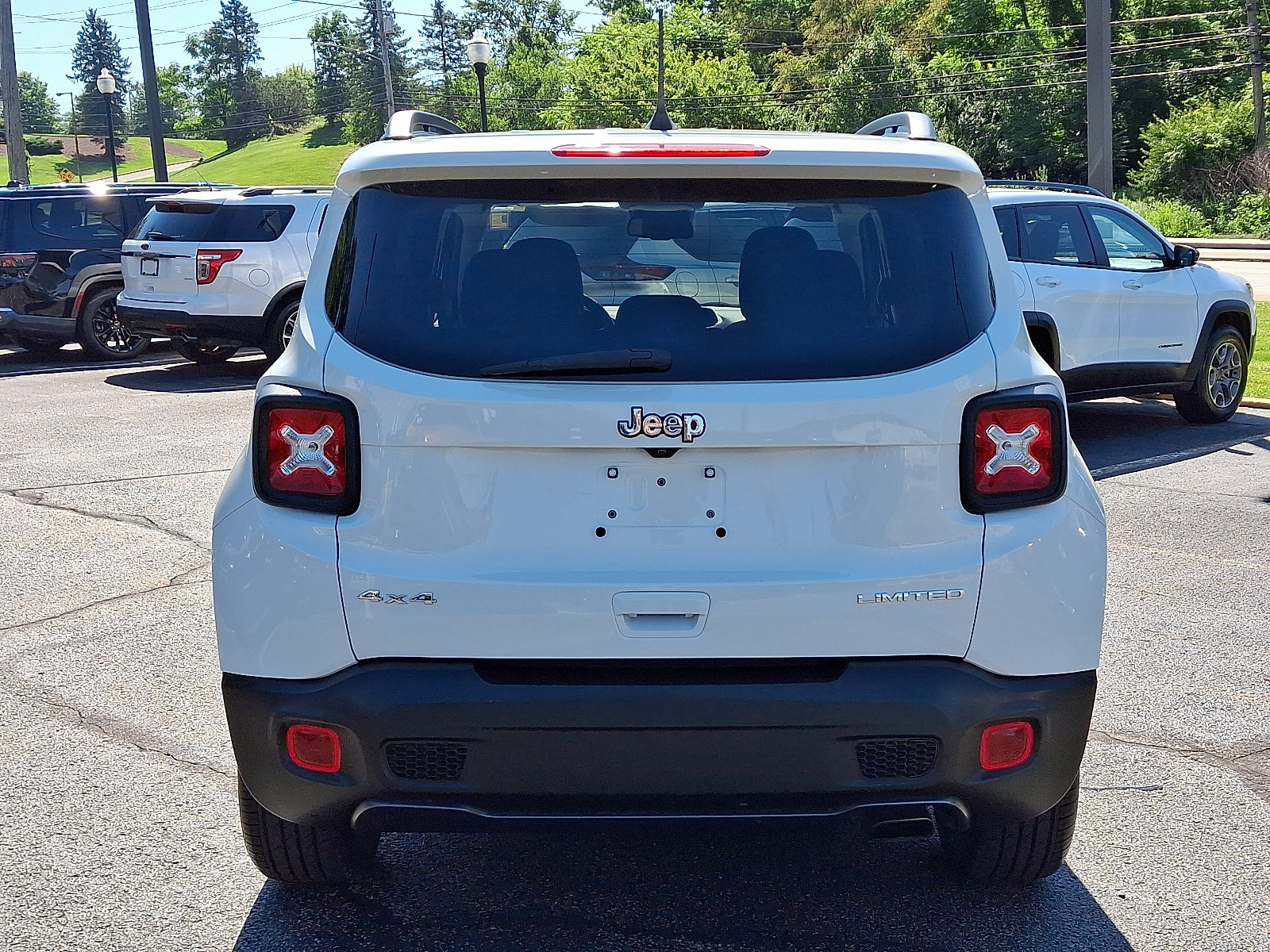 Certified 2022 Jeep Renegade Limited AWD/4WD image 5