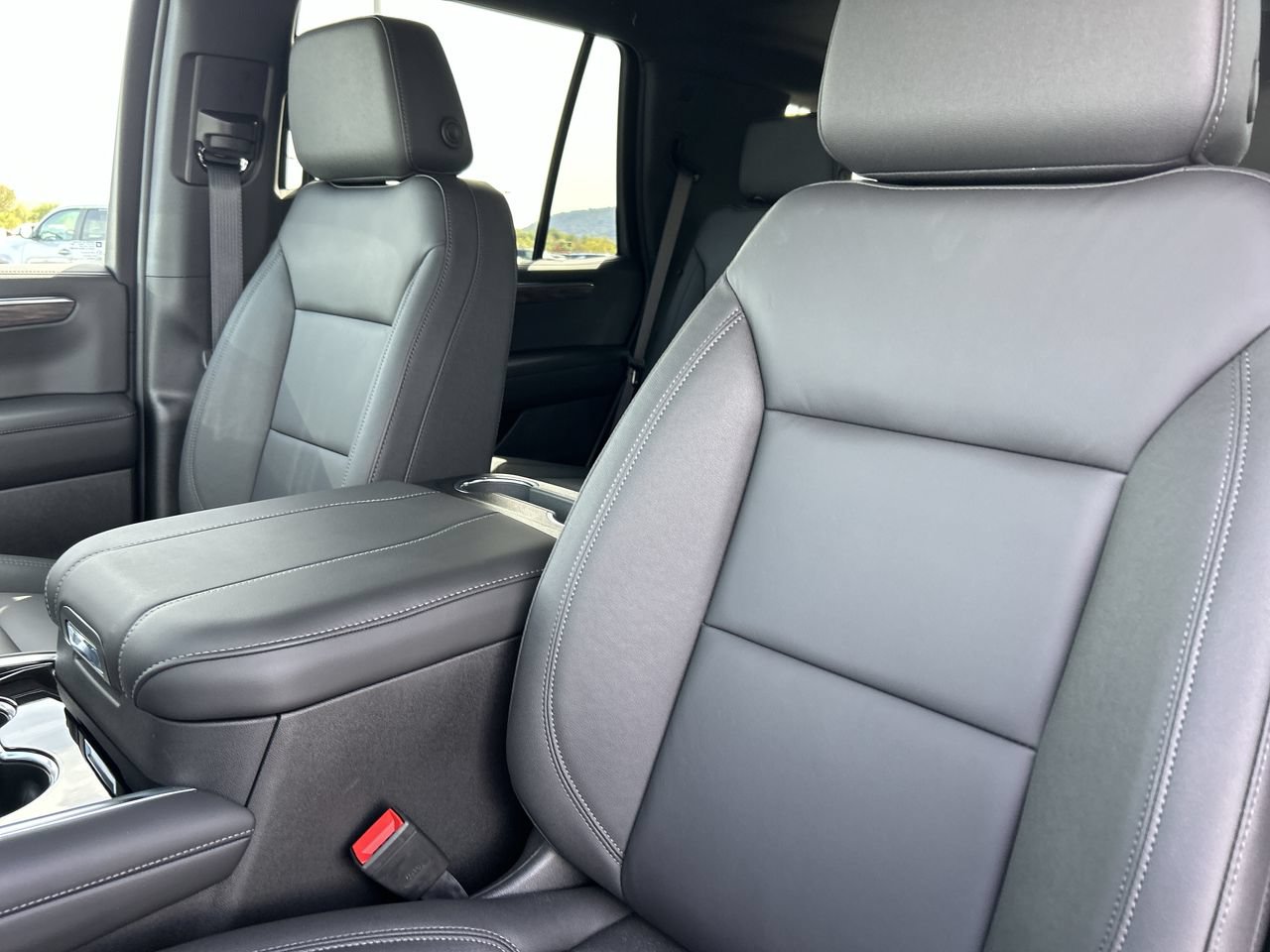 New 2026 Chevrolet Tahoe Z71 w/ Comfort Package AWD/4WD image 23