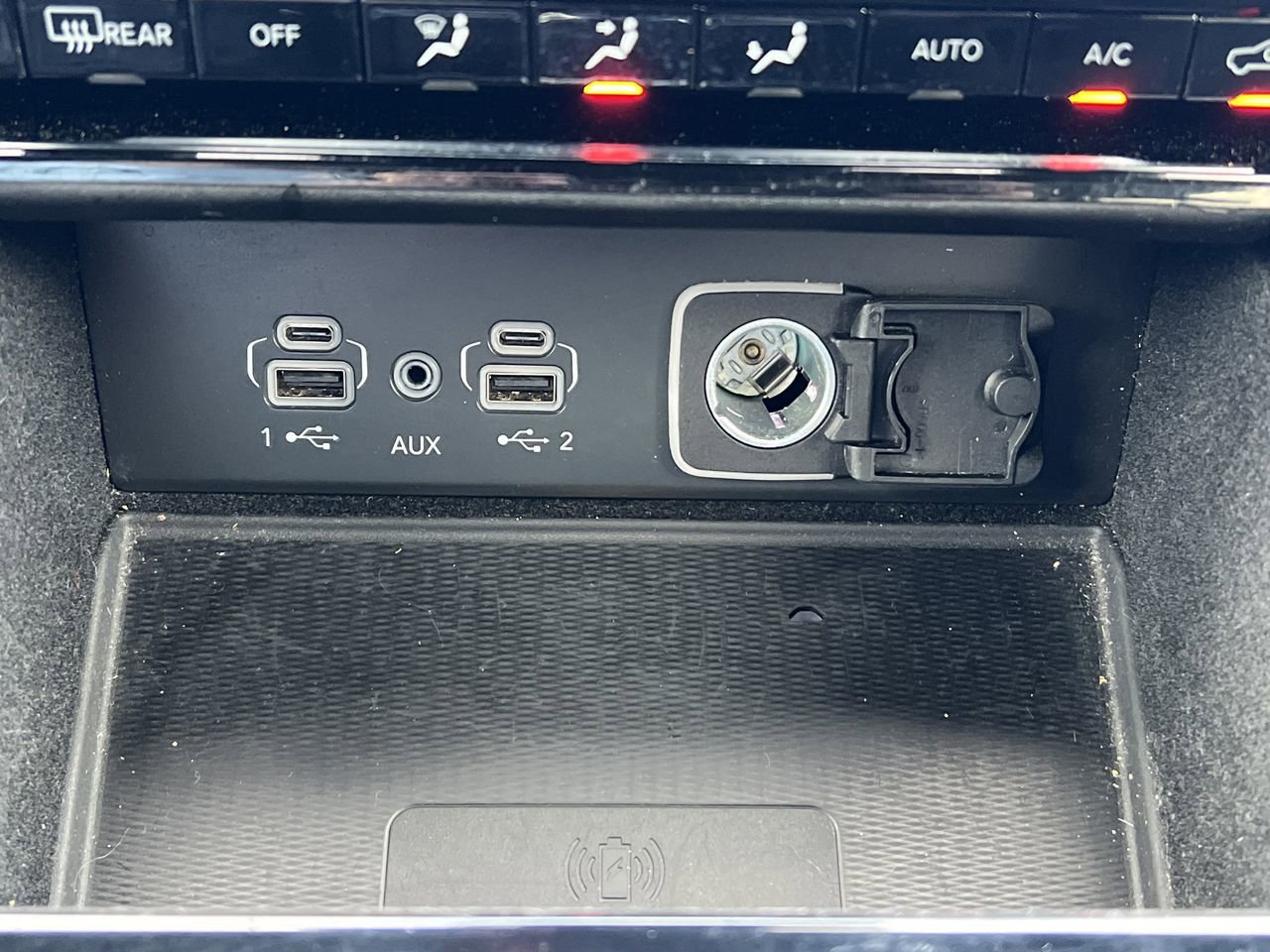 Used 2022 Jeep Grand Cherokee L Laredo image 7