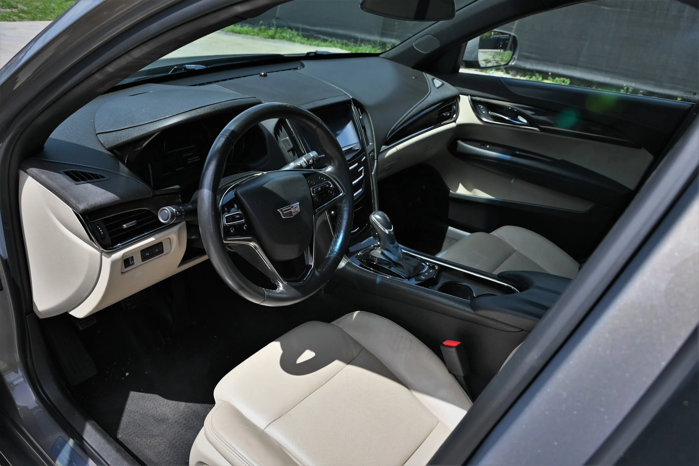 Used 2017 Cadillac ATS Luxury w/ Safety and Security Package RWD image 14