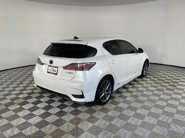 Used 2017 Lexus CT 200h w/ Navigation System Package FWD image 17