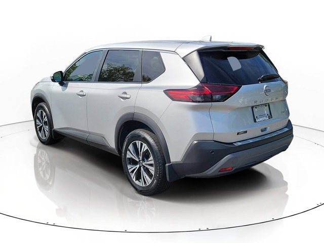 Used 2023 Nissan Rogue SV image 3