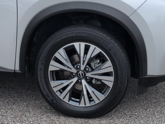 Used 2023 Nissan Rogue SV FWD image 12