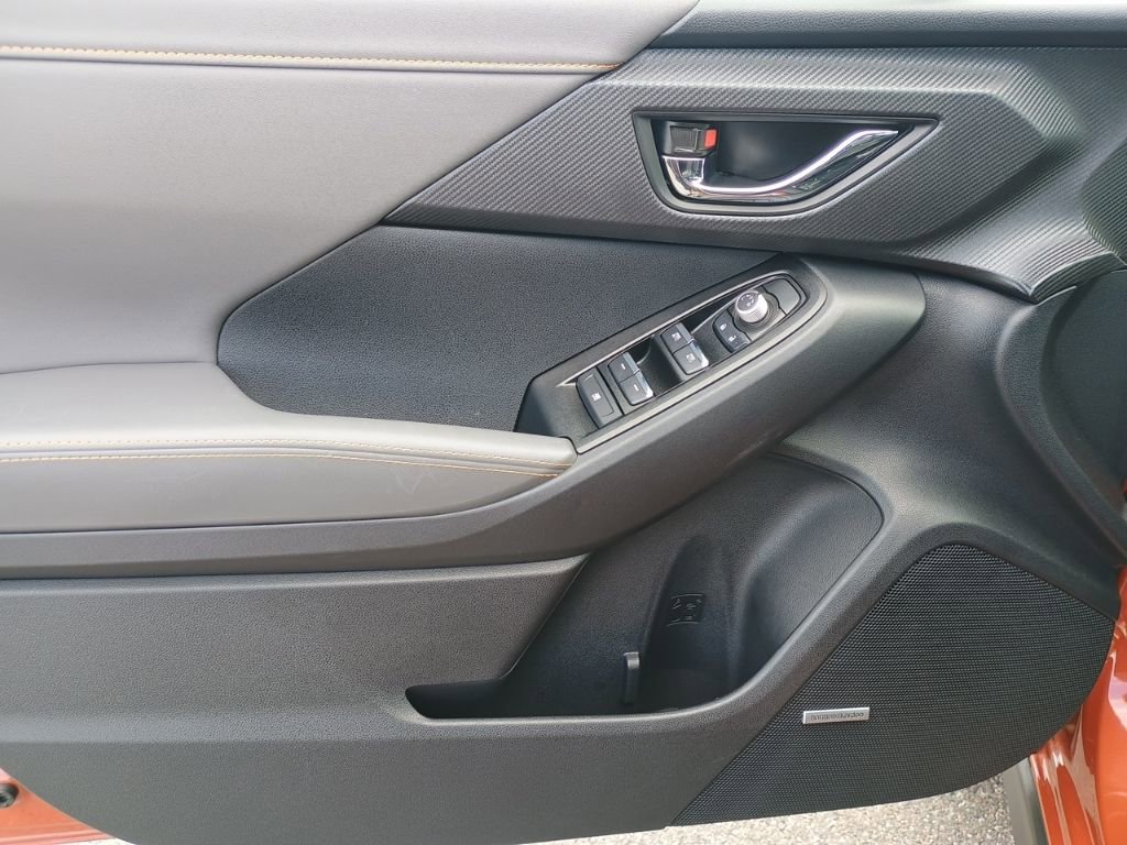 Certified 2025 Subaru Crosstrek 2.5i Limited w/ Popular Package #3A image 11