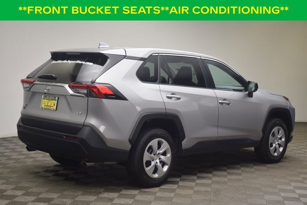 Used 2024 Toyota RAV4 LE image 8