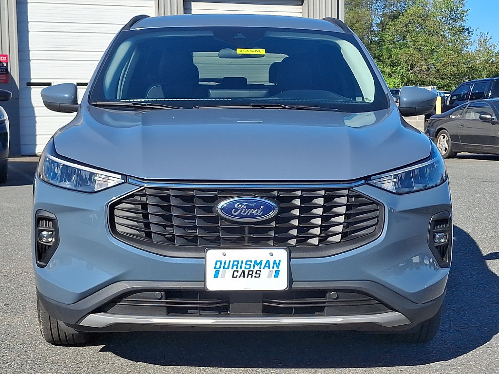 Used 2023 Ford Escape SE FWD image 2