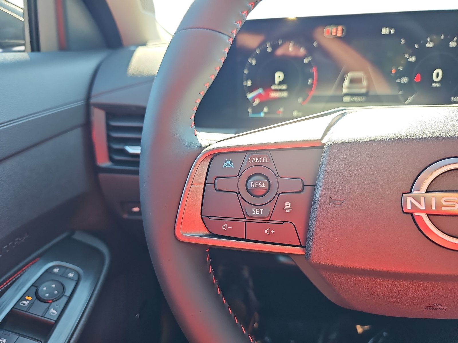 New 2027 Nissan Sentra SR w/ SR Premium Package FWD image 17
