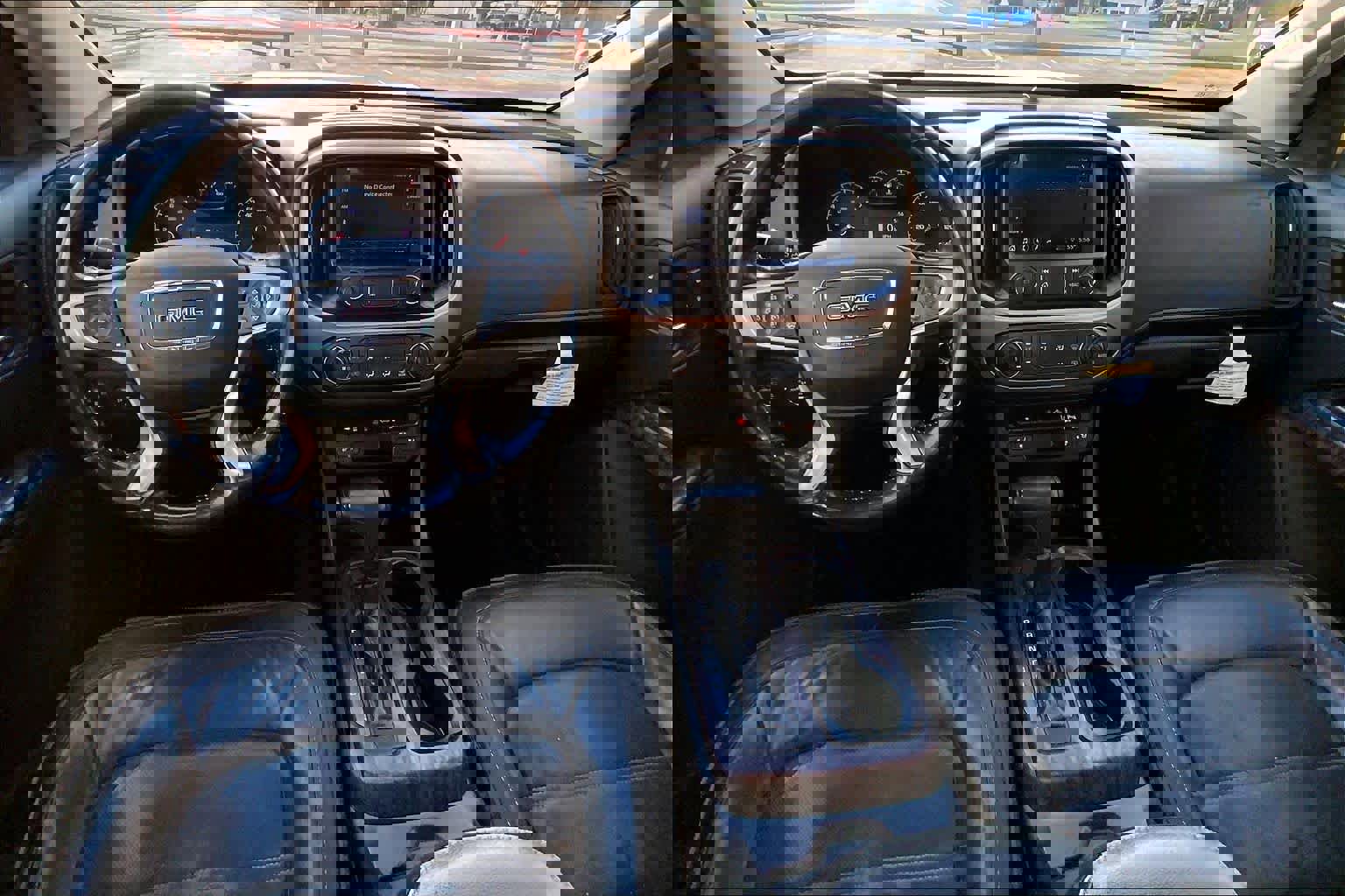 Used 2021 GMC Canyon Denali image 16