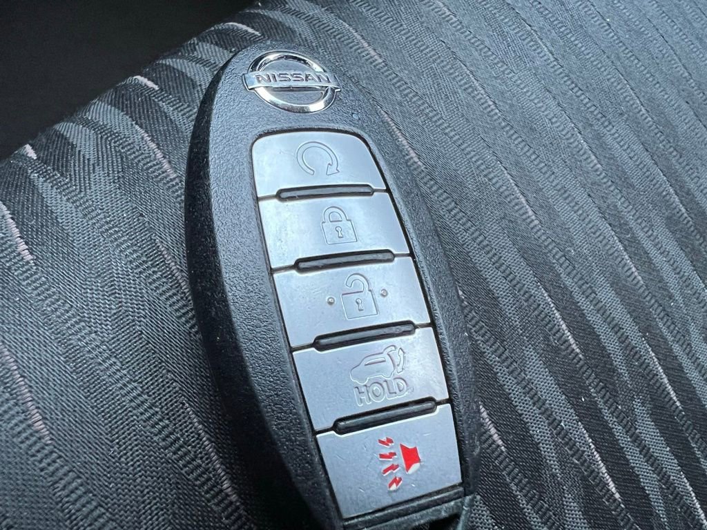 Used 2019 Nissan Rogue SV w/ Premium Package image 46