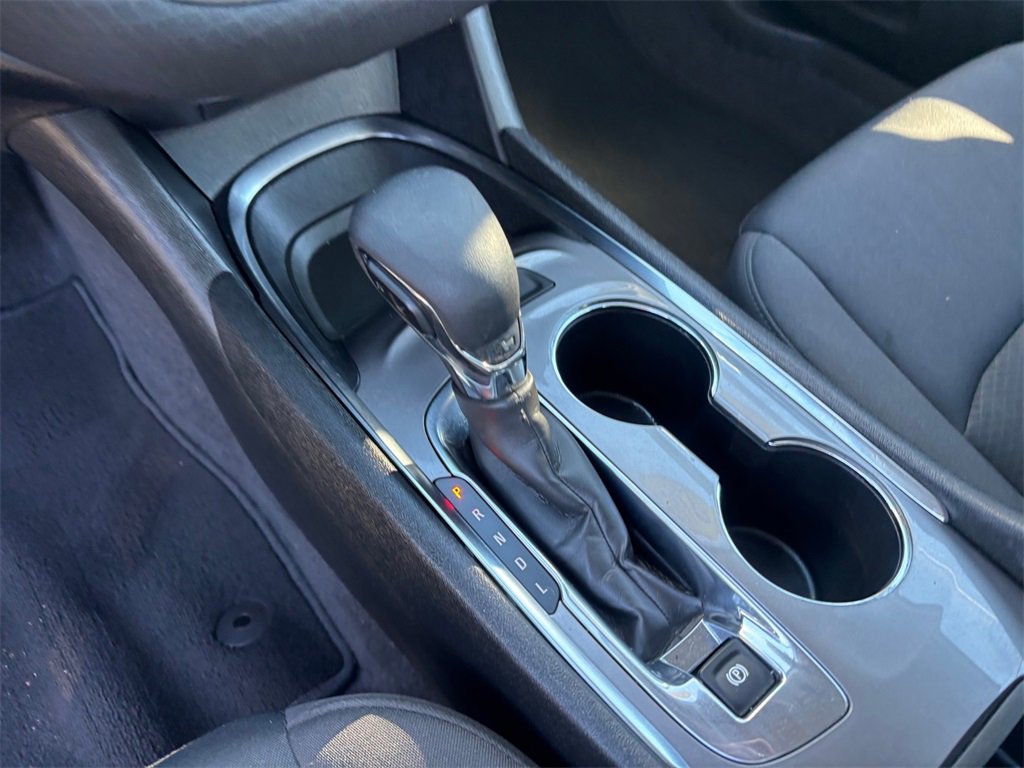 Used 2023 Chevrolet Malibu LT image 19