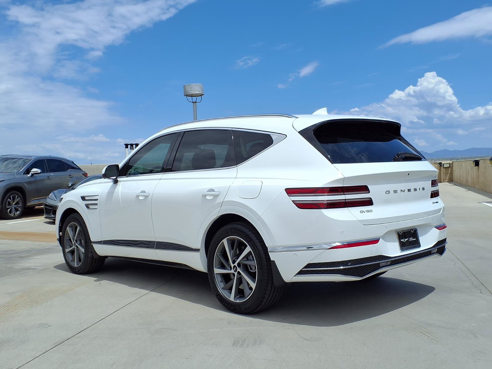 Certified 2026 Genesis GV80 3.5T Advanced AWD/4WD image 4