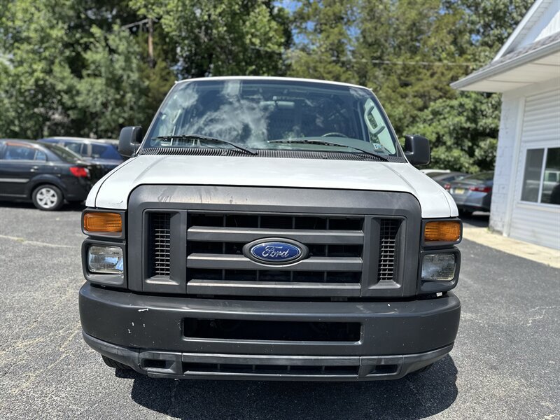 Used 2008 Ford E-150 and Econoline 150 RWD image 3